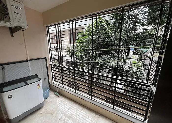 Grand 3Bhk Apartment In Prime Area