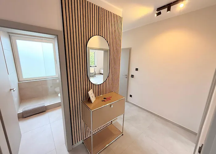 Kempen Comfort Apartment With Smart Home, Balcony, Wallbox & Bus Stop