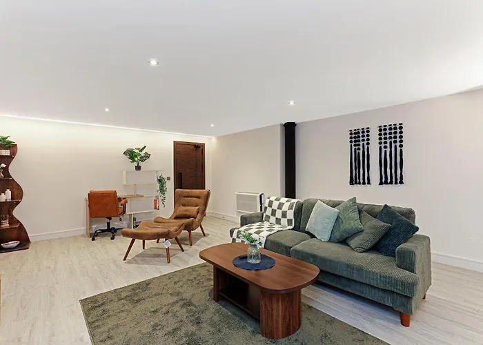 Perfect Booking 2 Bed Flat With Gym & Cinema