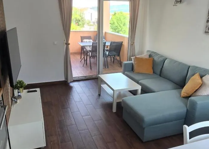Apartment M