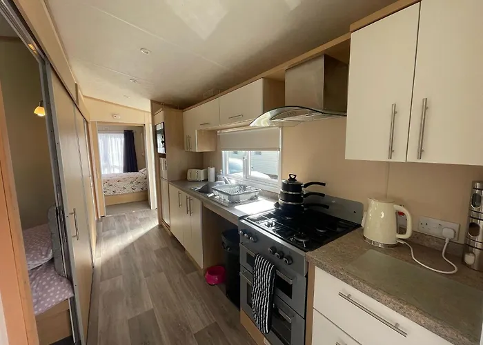 The Ivy Caravan - Dog Friendly & Fully Accessible