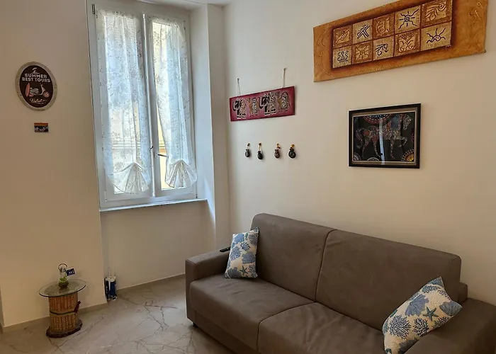 Albenga Borgo Damare