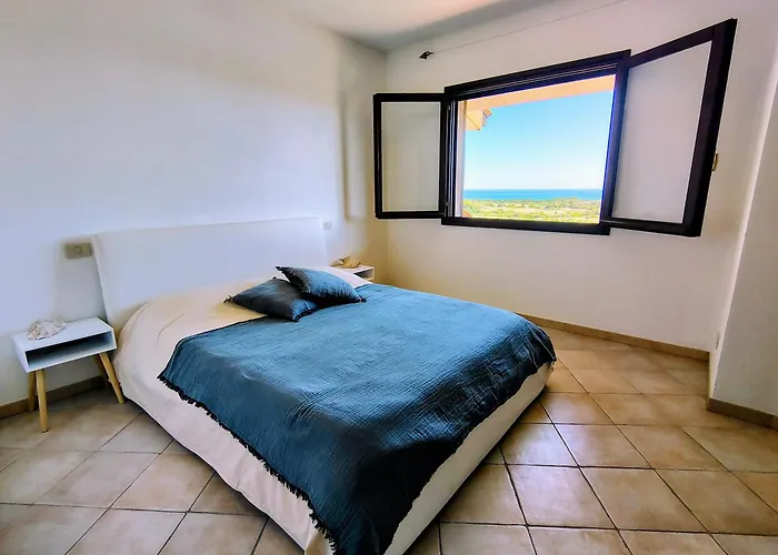 Trilocale Vista Mare Chia Con Terrazzo Panoramico