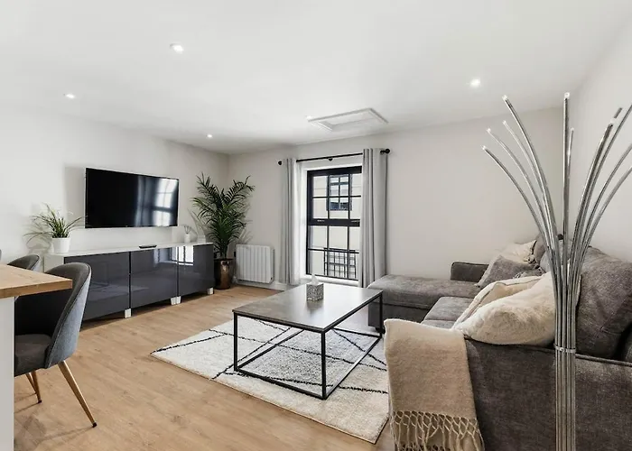 Chic City Apartment