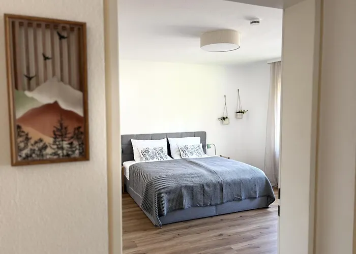 Feriennest Steinadler - 2 Zimmer Fewo Nahe Berge - Max 4 Erwachsene Und 2 Kinder