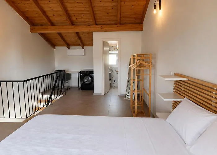 Treehouse Suite And Apartment