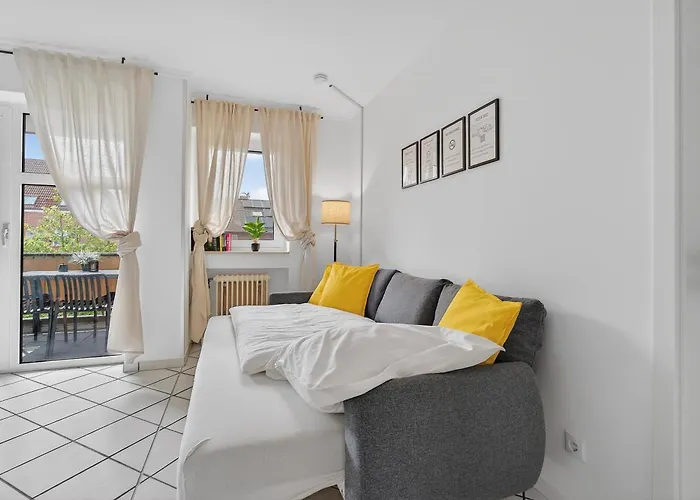 3 Schlafzimmer - 6 Betten, Parkplatz, Balkon, Wlan