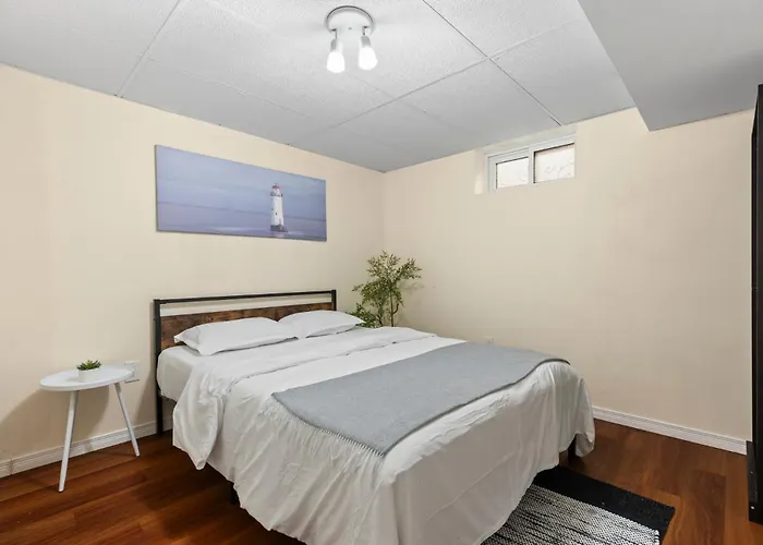 Serene Modern 2Br Retreat In Fairmont Near Airport & Downtown