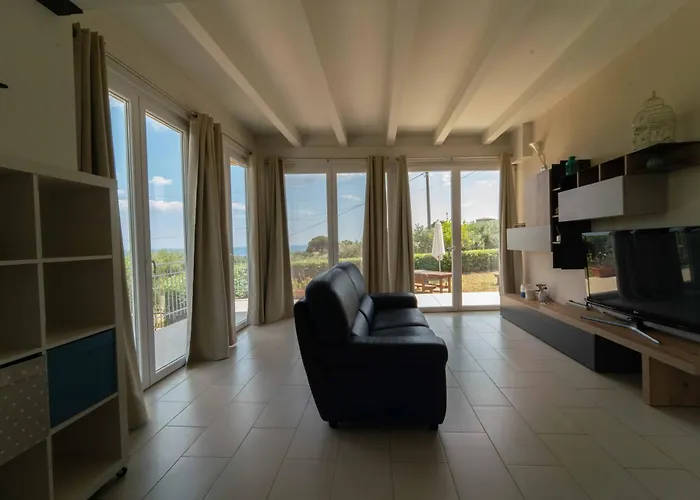 Villa Lorella - Guest House Oltremare