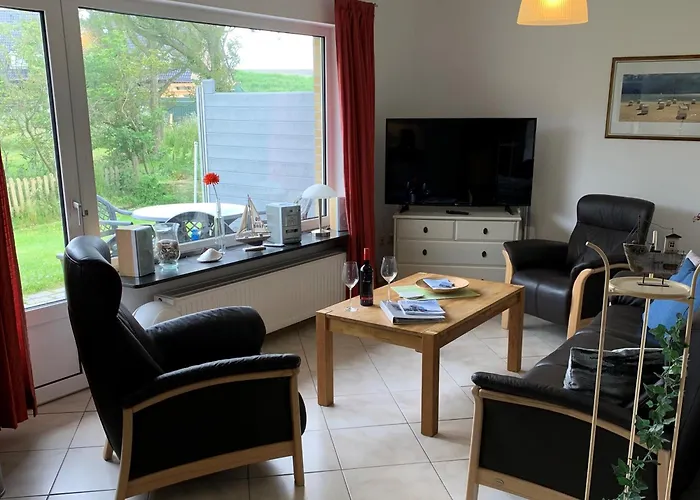 Ruhige Ferienwohnung Direkt Am Deich Mit Parkplatz L Westerwiek Apartments