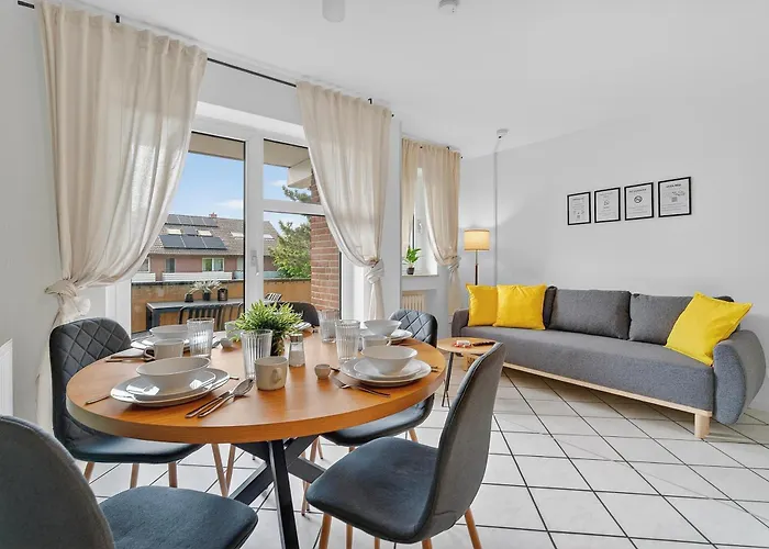 3 Schlafzimmer - 6 Betten, Parkplatz, Balkon, Wlan