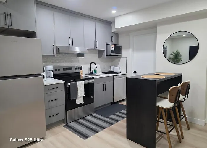 Executive Luxury Suite Unit B