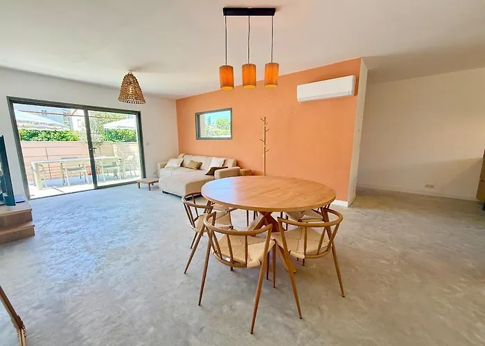 Villa Neuve Avec Piscine Et Confort Moderne 3 Etoiles
