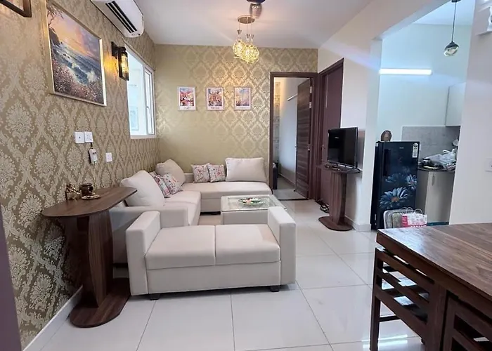 3 Bhk Entire Flat In Chandigarh- Cozy And Modern