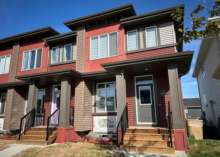 Stylish 3 Bedroom Home In Regina