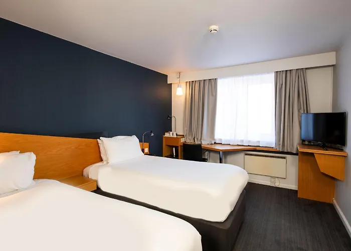 Holiday Inn Express Gloucester - South By Ihg