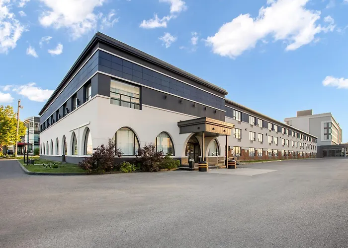 Days Inn By Wyndham Montreal Airport Conference Centre
