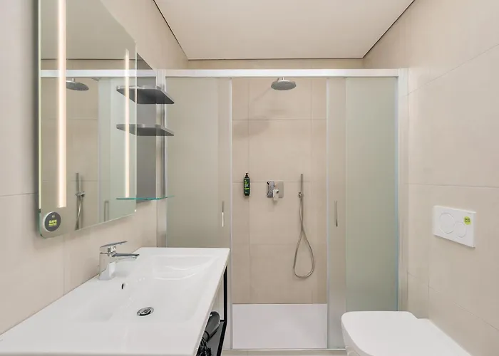 B&B Hotel Como City Center