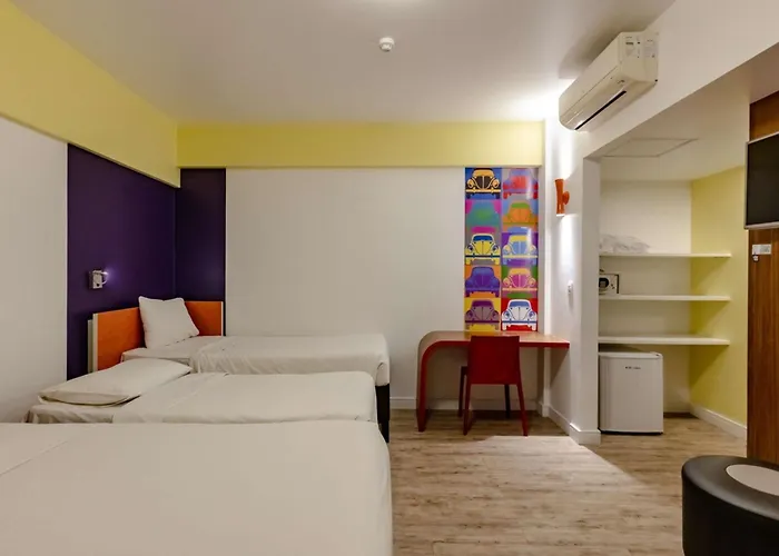 Ibis Styles Balneario Camboriu - 1 Quadra Do Mar