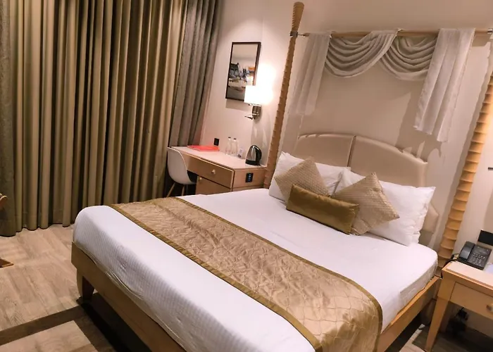 Residency Hotel Fort