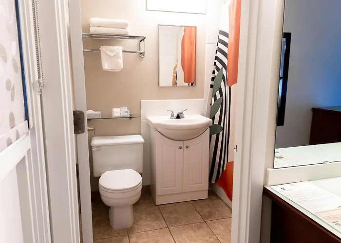 Scott'S Inn & Suites
