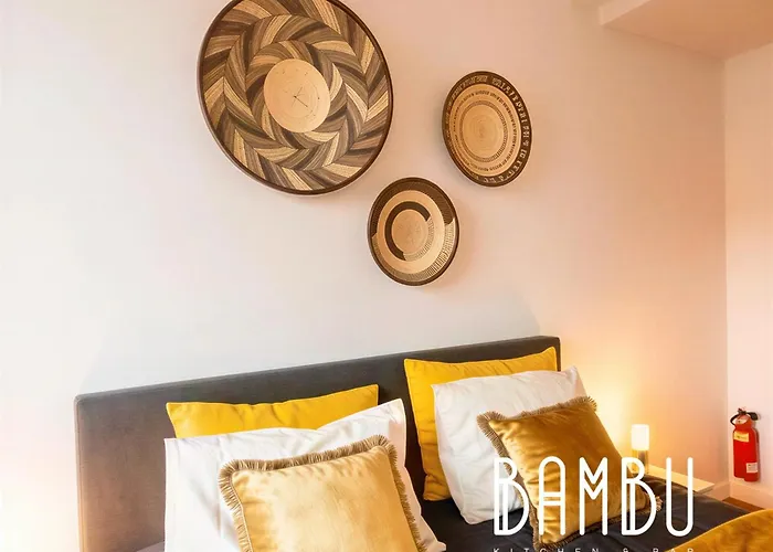 Bambu Kitchen & Bar - Hotel Restaurant