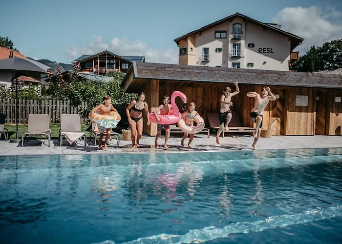 Resl Resort