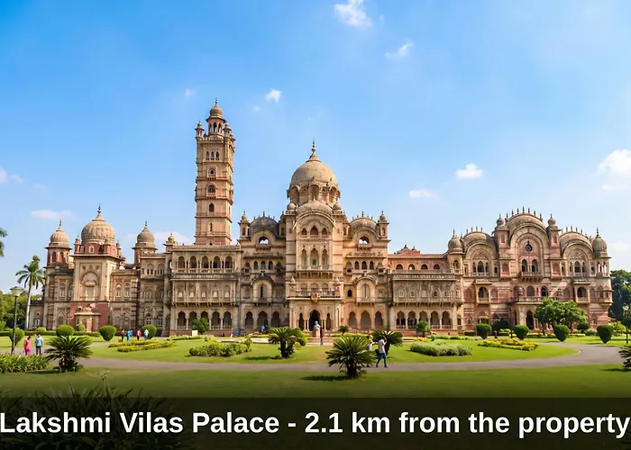 Townhouse Vadodara Railway Station Road Formerly Hotel Raajpath