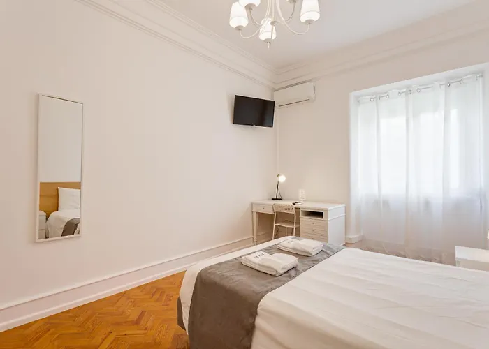 Home Out Rooms & Apartments