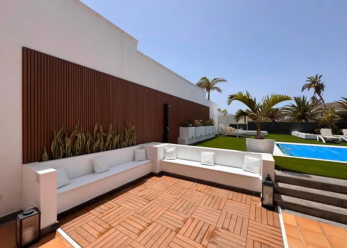 Villa Dedalos - Spacious Luxury Villa With Private Pool In Puerto Calero