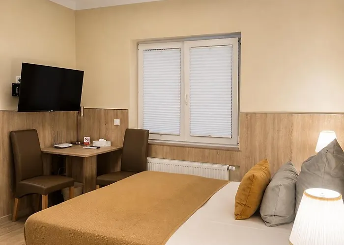 Hotel Select Suites & Aparts