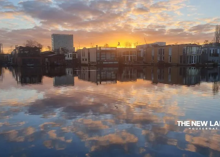 The New Lake Boathouse