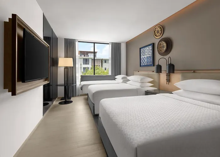 Four Points By Sheraton Phuket Patong Beach Resort