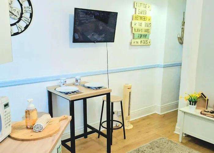 Lovely Little Flat By The Sea In Cleethorpes