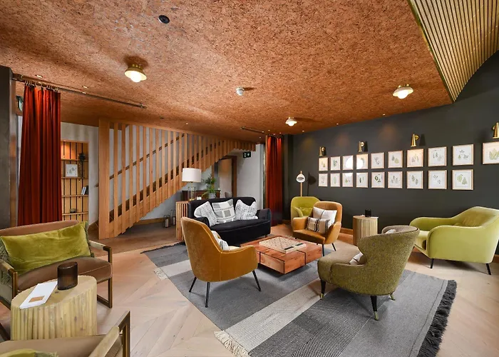 Bracken Hide Hotel