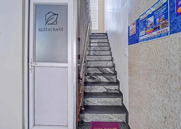 Hotel O Royal Residency