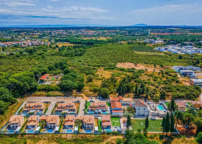 Lotus Villas Resort