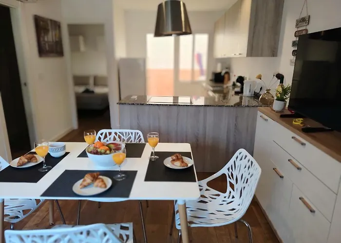 Casa Alex Torrevieja- Holiday House - Con Piscina Comunitaria
