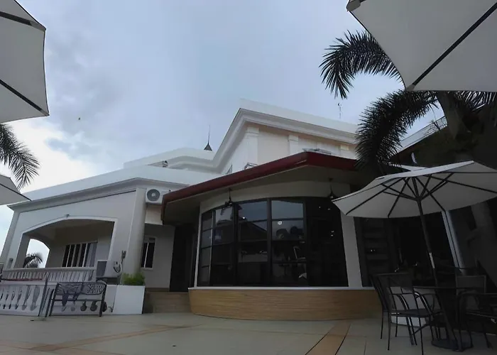 Primus Hotel And Resort