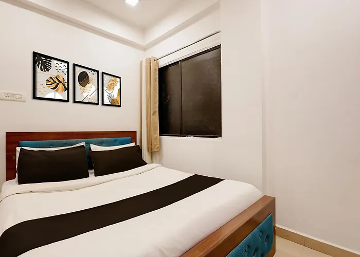 Super Collection O Besa Square Nagpur Formerly Yuva Inn