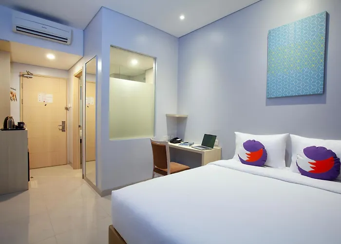 Fox Lite Hotel Cikarang