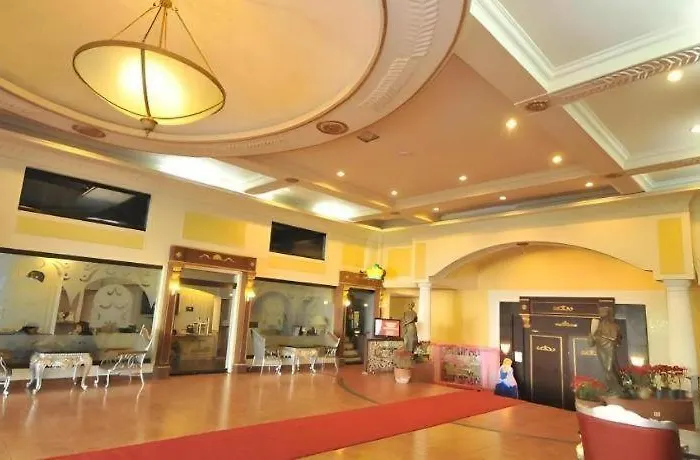 Queen Margarette Hotel