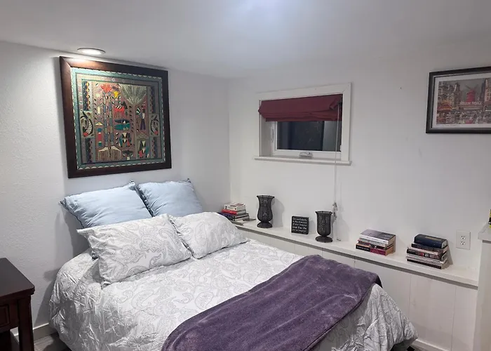 Private Oakland Hills Guest Apartment