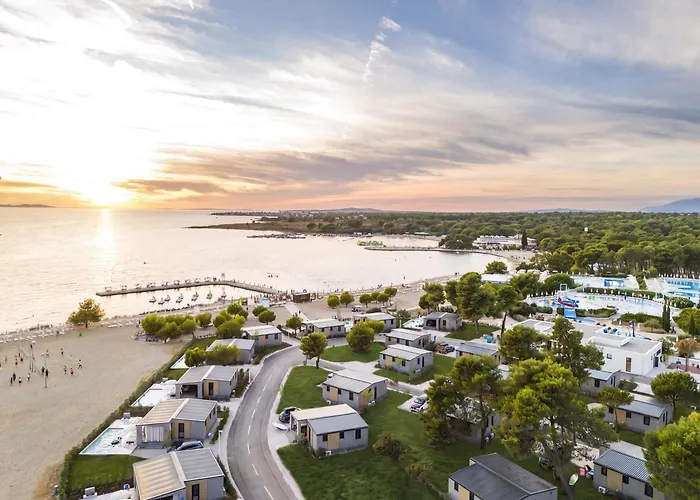Zaton Holiday Resort Premium Glamping Villas