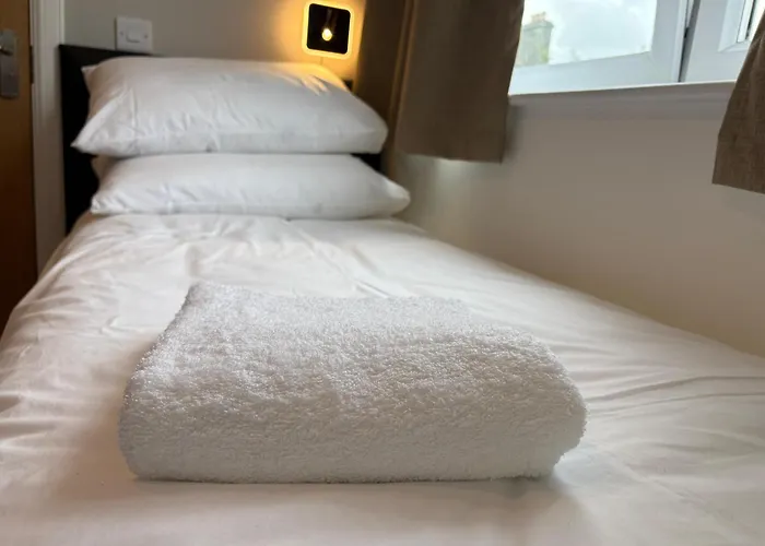 Super Nova Self-Service Hotel