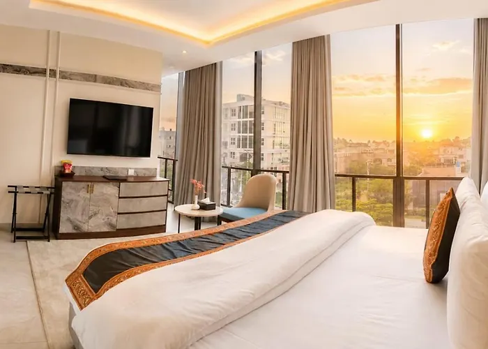 Hotel Space Crest