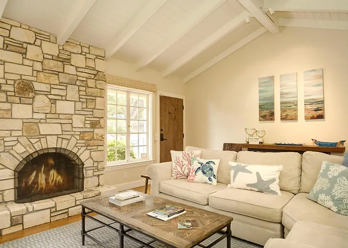 3936 Coastal Cottage