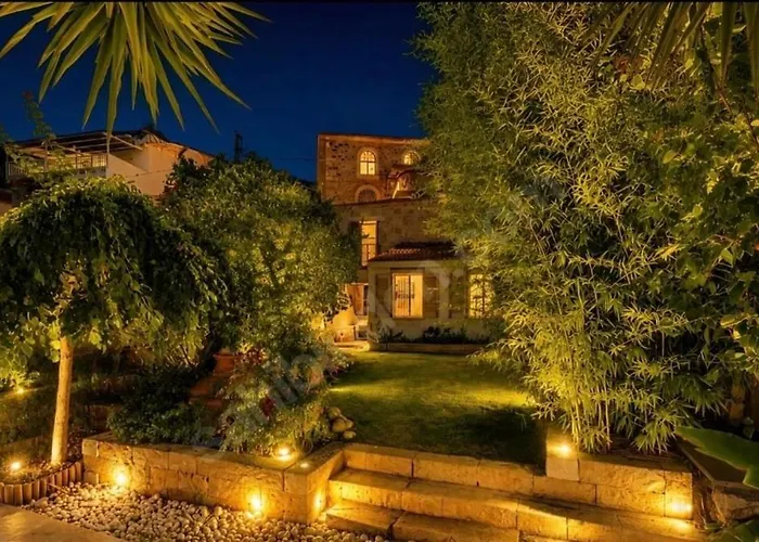 The Magic Of The Stone House, With Heated And Cooled Pool & A Peaceful Escape