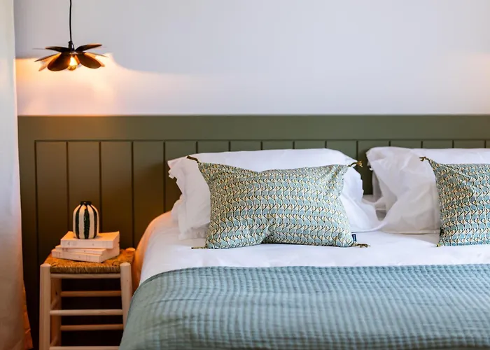Les Suites De Chateau Roussillon - Les Suites Collection