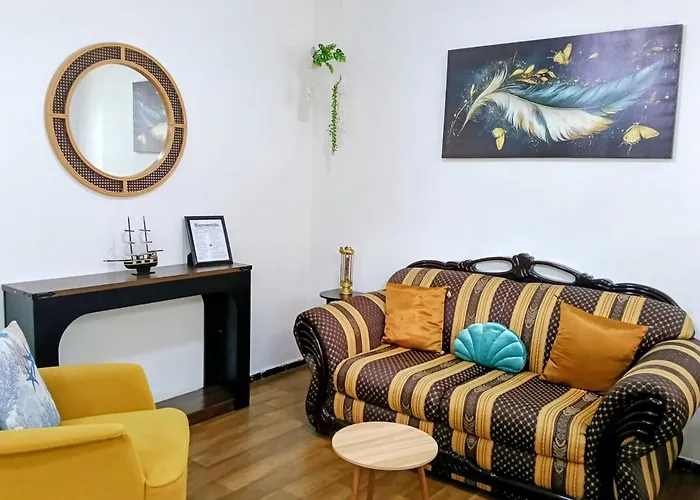 Margarita Apartment, 2 Blocks From The Beach